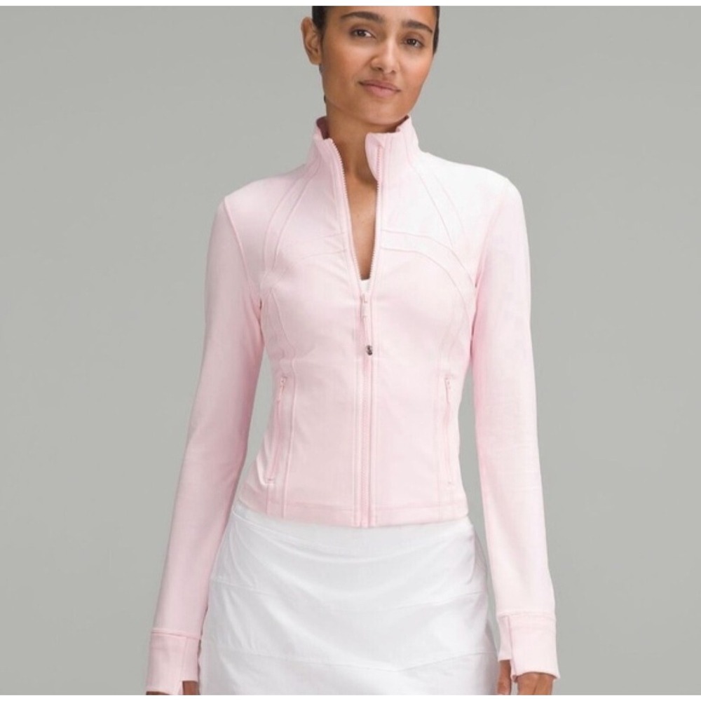 Lululemon Define Jacket Luon Pink Pastel Slim Fit Full Zip Size 4 LW3HJFS